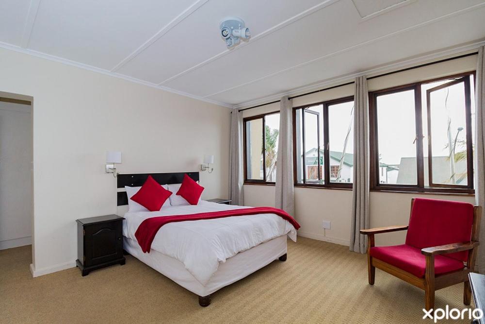 Victoria Hotel Bredasdorp Eksteriør bilde